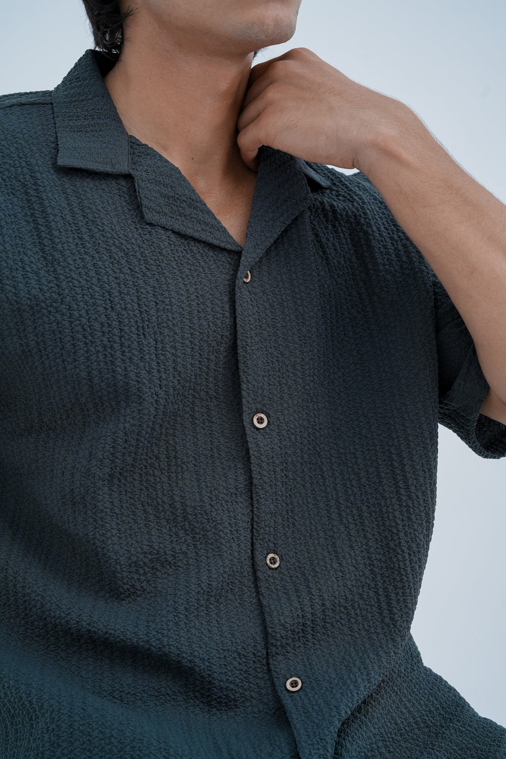 Horizon Camp Shirt in Charcoal - collar detail