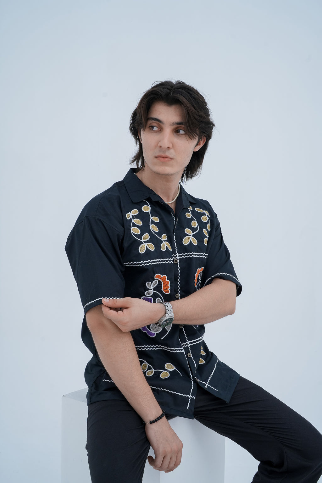 Wander Embroidered Shirt - side pose