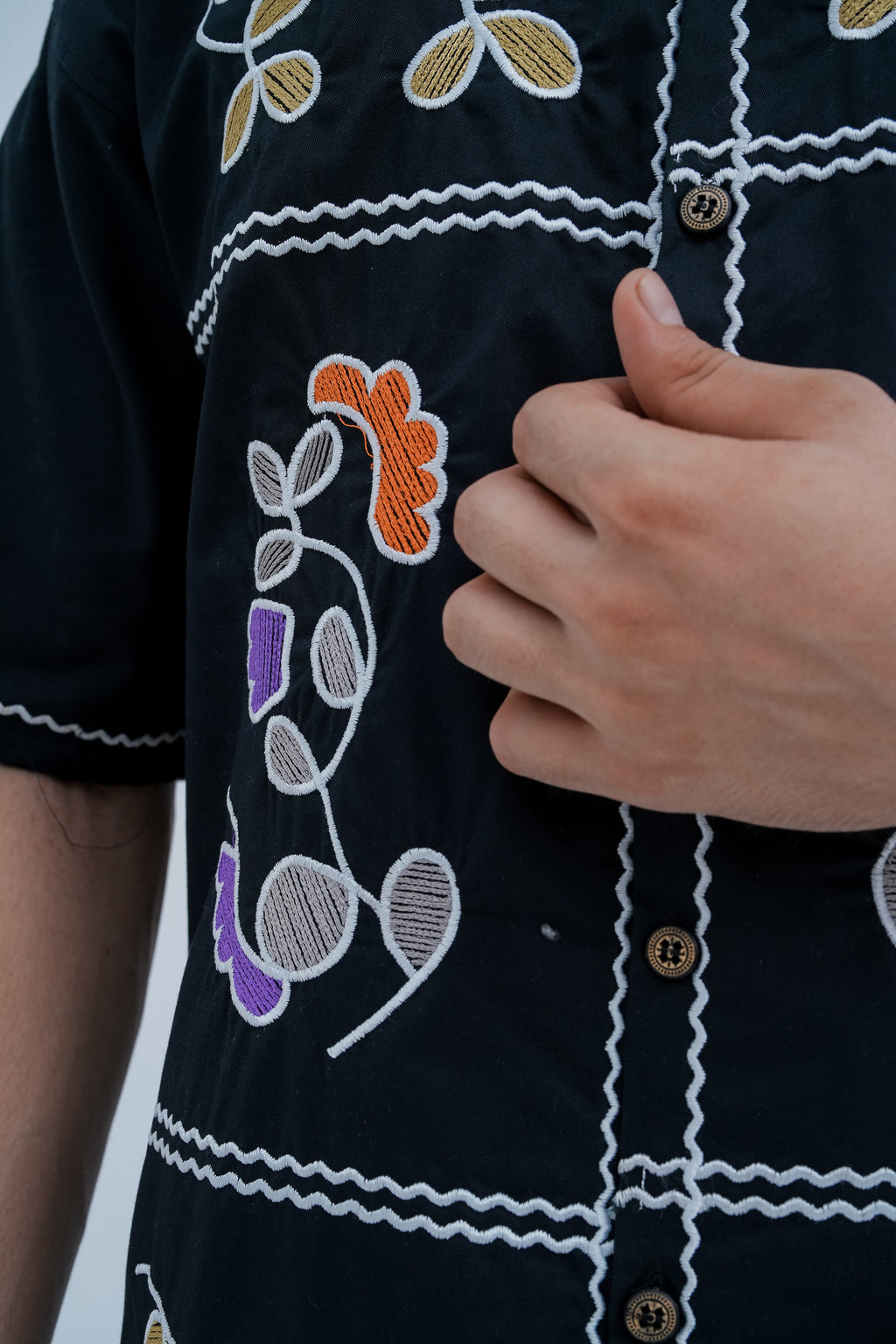 Wander Embroidered Shirt - embroidery detail